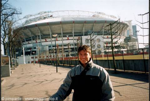 ed ecco il famoso stadio dell' AJAX