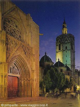 PLAZA DE LA REYNA