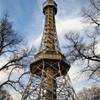 Torre di Praga o Tour Eiffel?? REPUBBLICA CECA 