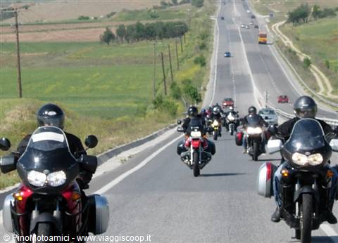 verso Delfi