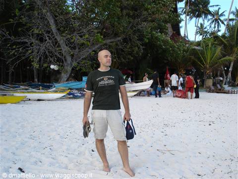 Alona Beach