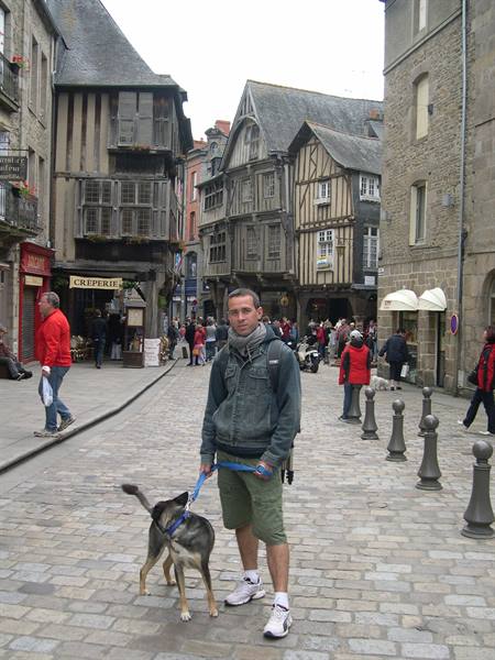 PER LE STRADINE DI DINAN (BRETAGNA)