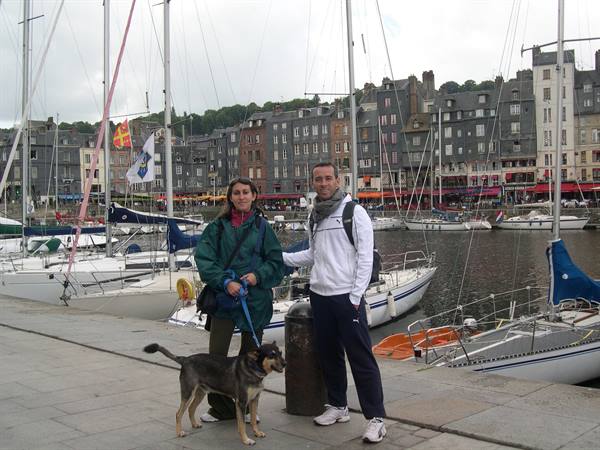 HONFLEUR CON IL SUO PORTICCIOLO (BASSA NORMANDIA)