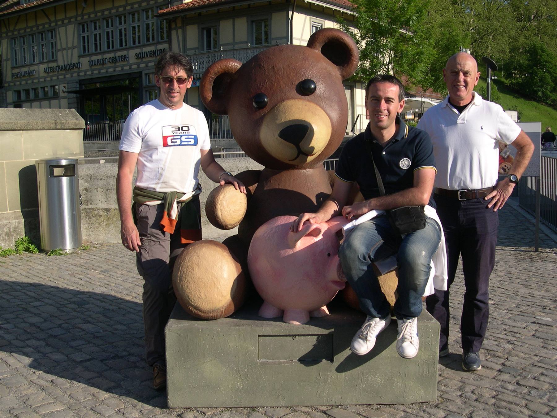 DA SX, ROBERTO, L'ORSO DI BERNA, CLAUDIO E LUCIANO