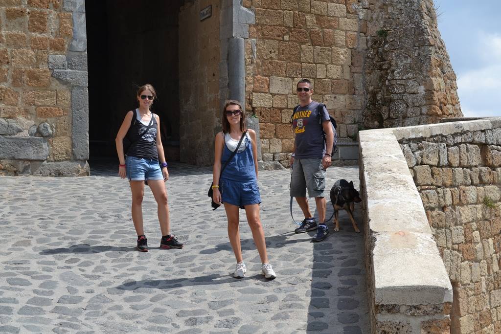 LA PORTA DI ENTRATA DI CIVITA