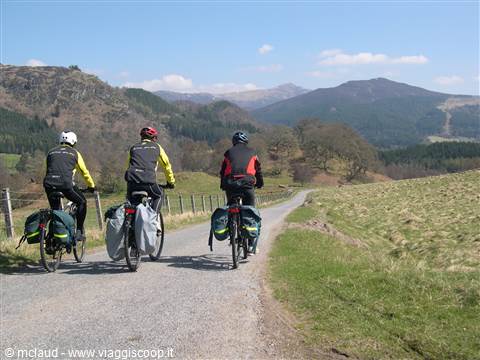 UN' ALTRA AVVENTURA IN GIRO PER L'EUROPA ! ROBERTO LUCIANO E CLAUDIO. . . SCOZIA 2013 ! ! !