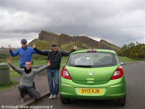 UN FANTASTICO GIRO IN AUTO A POCHI MINUTI DAL CENTRO DI EDIMBURGO
