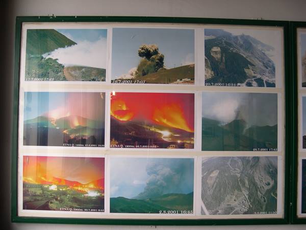 L' ETNA IN AZIONE . . .
