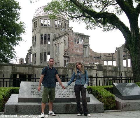 IN VISITA NELLA SFORTUNATA HIROSHIMA