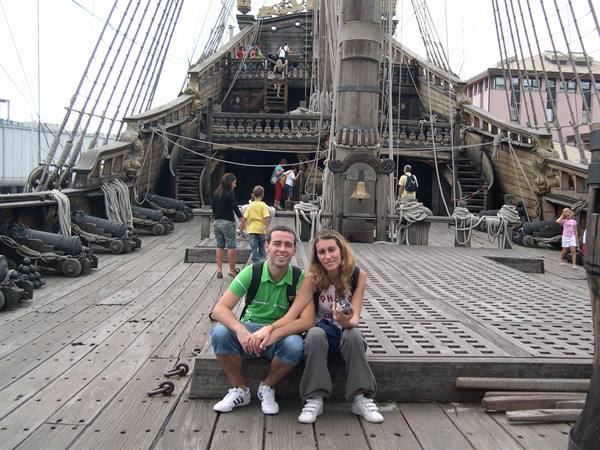 NELLA NAVE DEI PIRATI . . .
