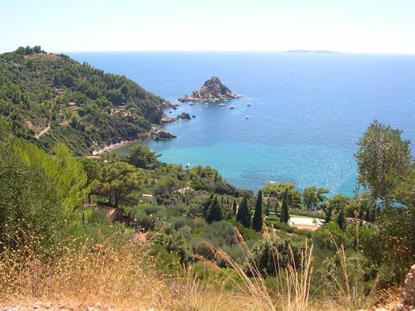 IL SOLE A PICCO SULLA COSTA TOSCANA