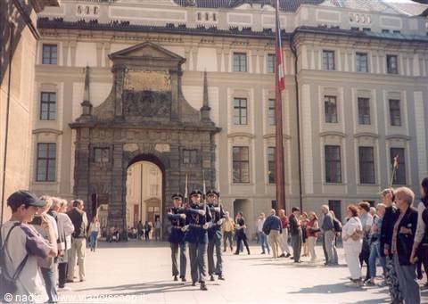 CAMBIO DELLA GUARDIA