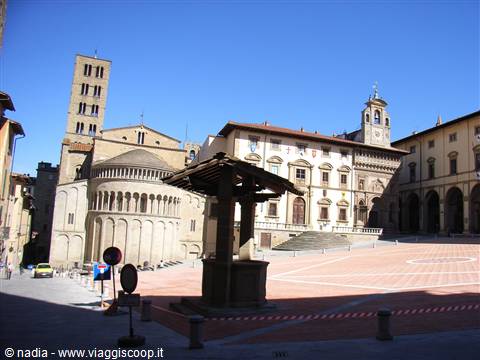 AREZZO - PIAZZA GRANDE