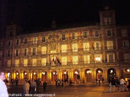 plaza mayor di notte