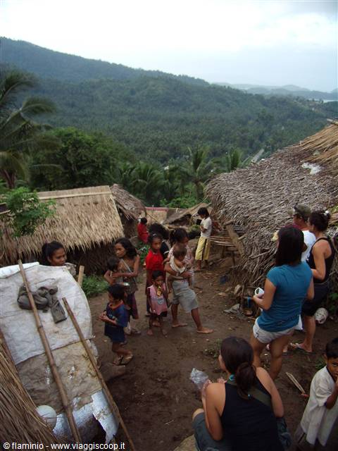 Puerto Galera - Incontro al villaggio