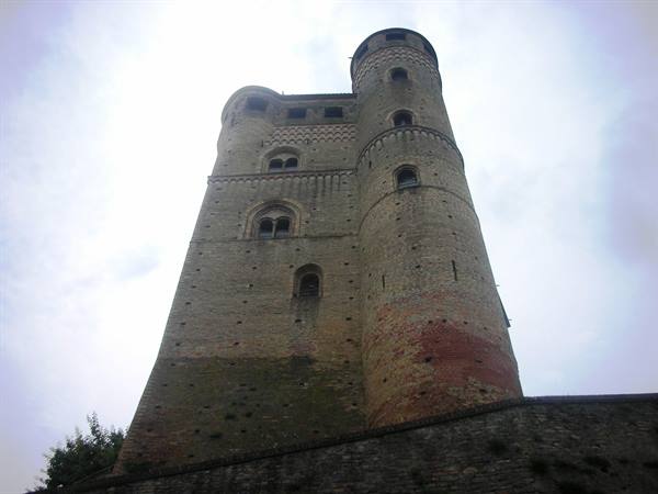 Castello di Serralunga d'alba