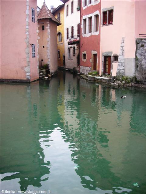 centro storico annecy, scorcio