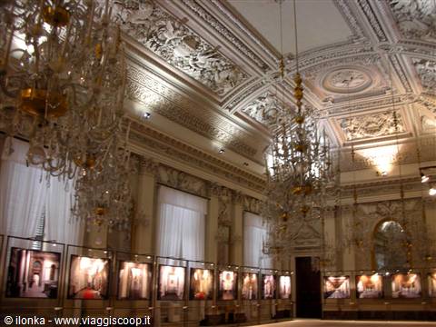 sala bianca di palazzo pitti