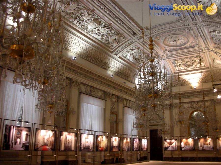 sala bianca di palazzo pitti
