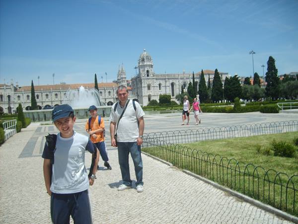 Davanti al Monasterio dos Jeronimos - Belem