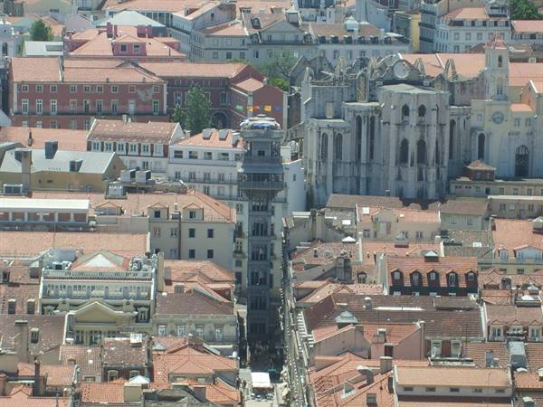 Elevador e vista sul Chado