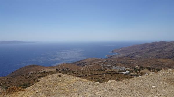 Il mare incontra le colline: un attimo di pace infinita.