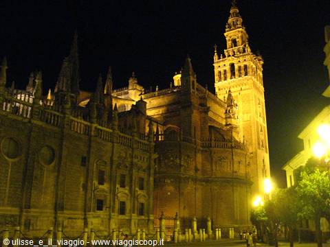 Calda e splendente Siviglia