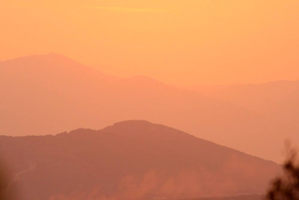 Tramonto dal Krizevac, non ci sono filtri e manipolazioni nell'immagine. Eos 400D in Program