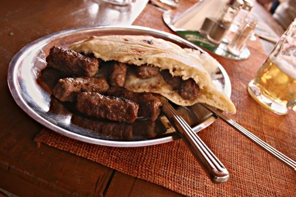 Cevapcici di Sarajevo, polpettine oblunghe di carne, molto gustose!