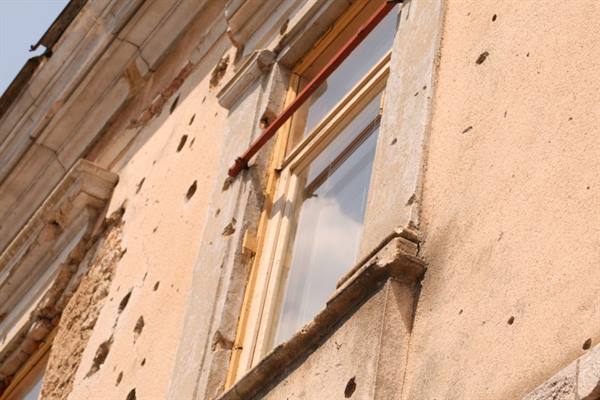 Particolare di una casa a Mostar