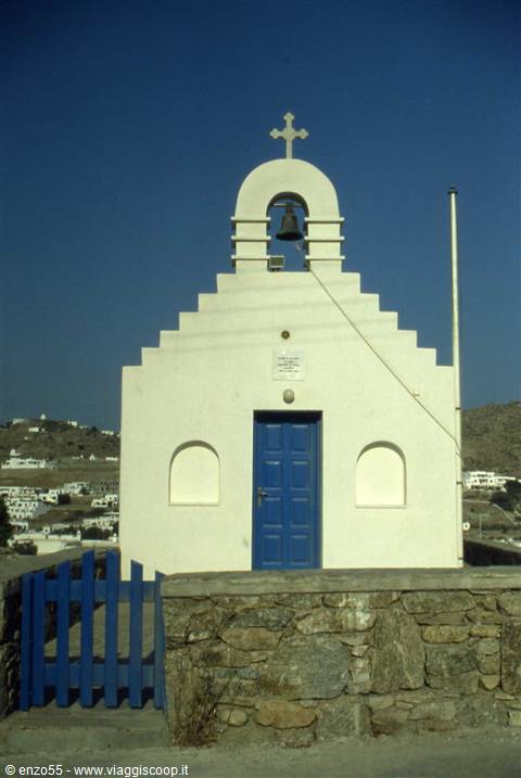 MIKONOS