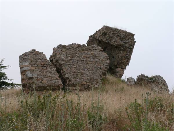AIDONE rovine del castello