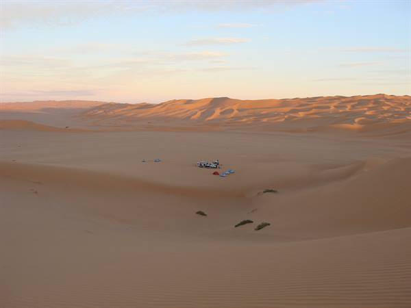 ultimo campo fra le dune nell'Idehan Ubari