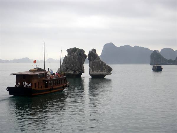 Scogli simbolo della baia di Halong