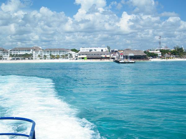 Porto di Playa del Carmen, Porto Morales
