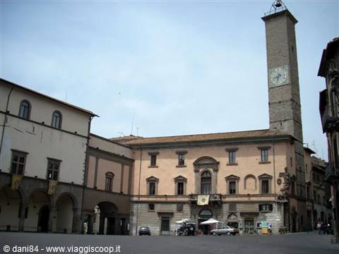 Viterbo piazza plebiscito