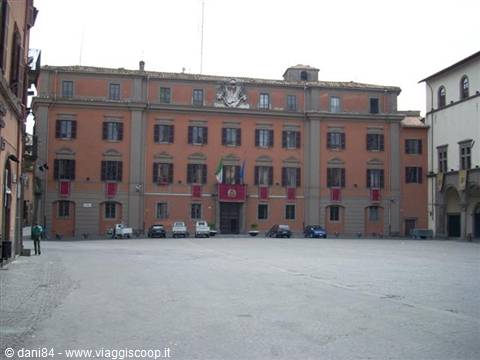 Viterbo piazza plebiscito