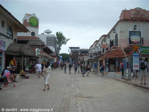 playa del carmen quinta avenida