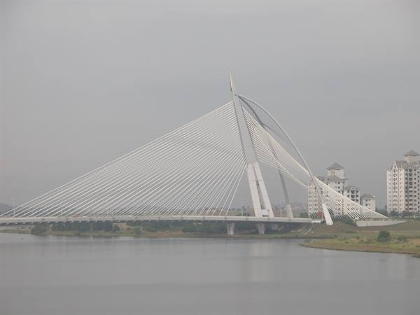 PONTE DI PUTRAJAYA