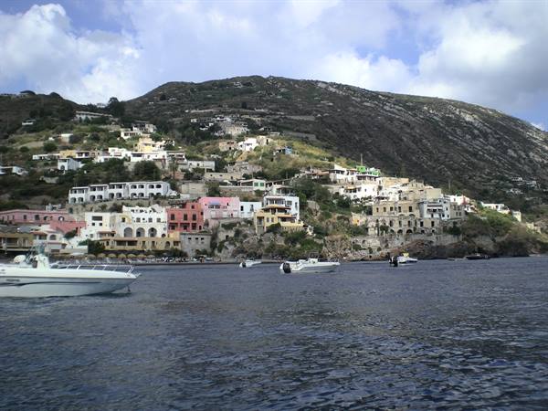 i'isola più grande dell'arcipelago