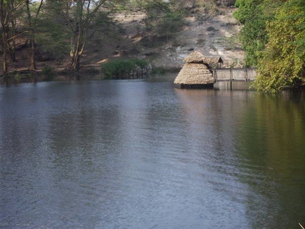 capannina sub Tsavo ovest