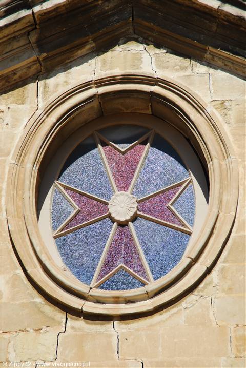 La croce dei cavalieri di Malta