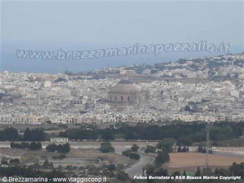 Malta - Panorama di Valletta dalla cinta muraria di Mdina