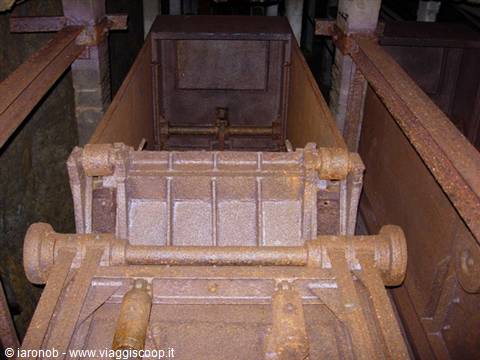 Carrelli in minera