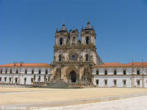 Alcobaca, Mosteiro de Santa Maria