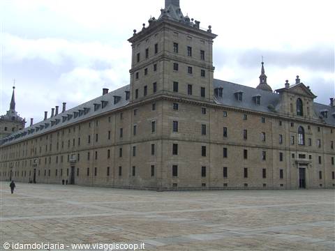 EL ESCORIAL : L'immenso quadrilatero