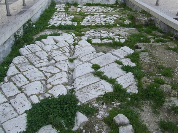BARI - antica strada medievale