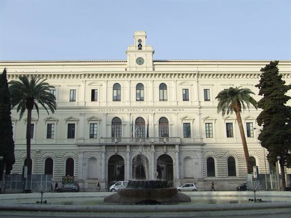 BARI - Palazzo Ateneo