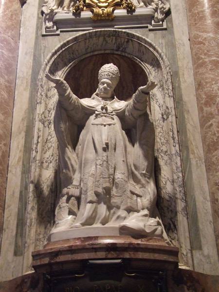 BASILICA DI S. PIETRO - Particolare