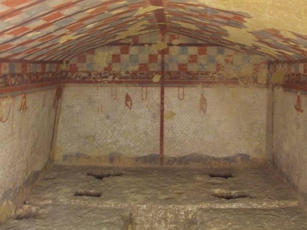 TARQUINIA (VT) - Tomba dipinta